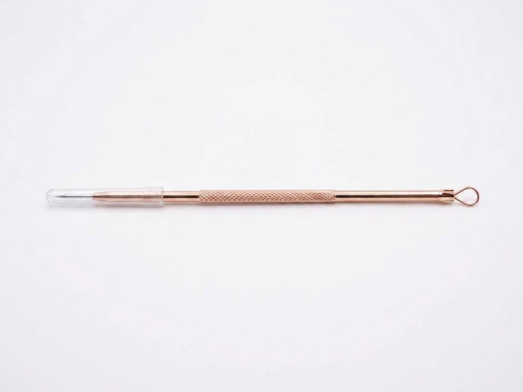 Dual-Ended Rose Gold Extractor Tool